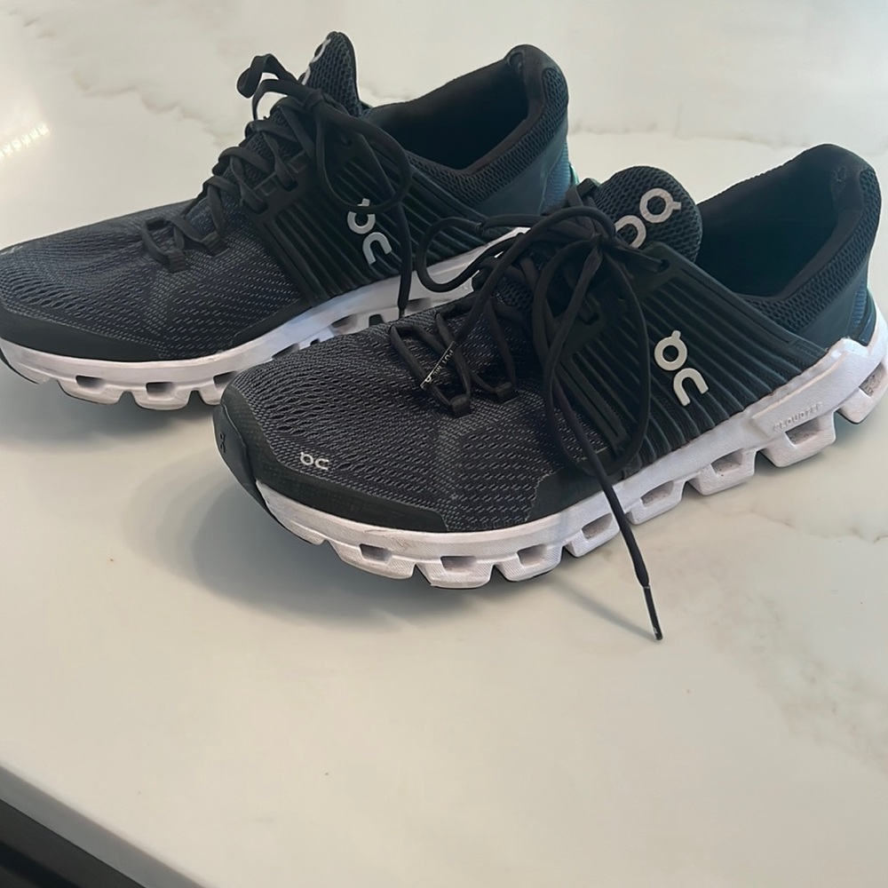 ON cloudswift running shoes